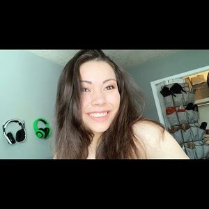 Meet your Posher, Cherena